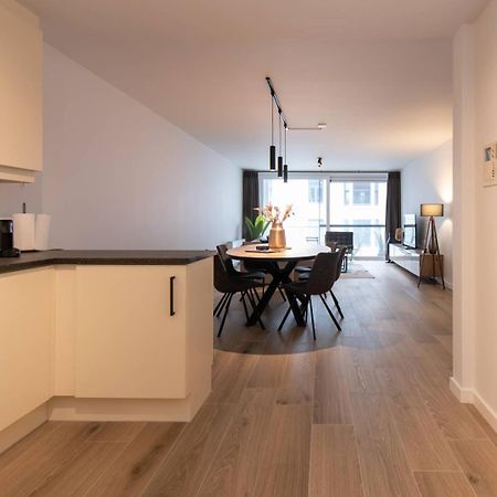 Luxueus, Ruim Appartement Op 350M Van Het Strand Ostend Exterior foto