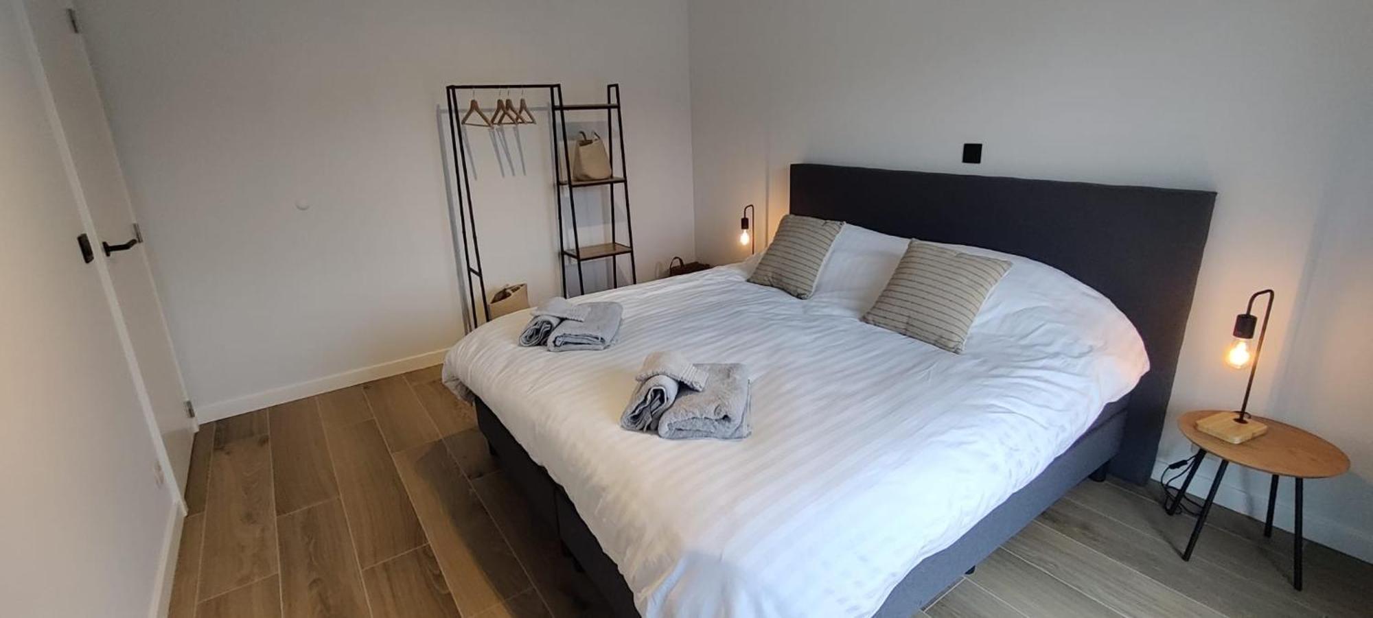 Luxueus, Ruim Appartement Op 350M Van Het Strand Ostend Exterior foto