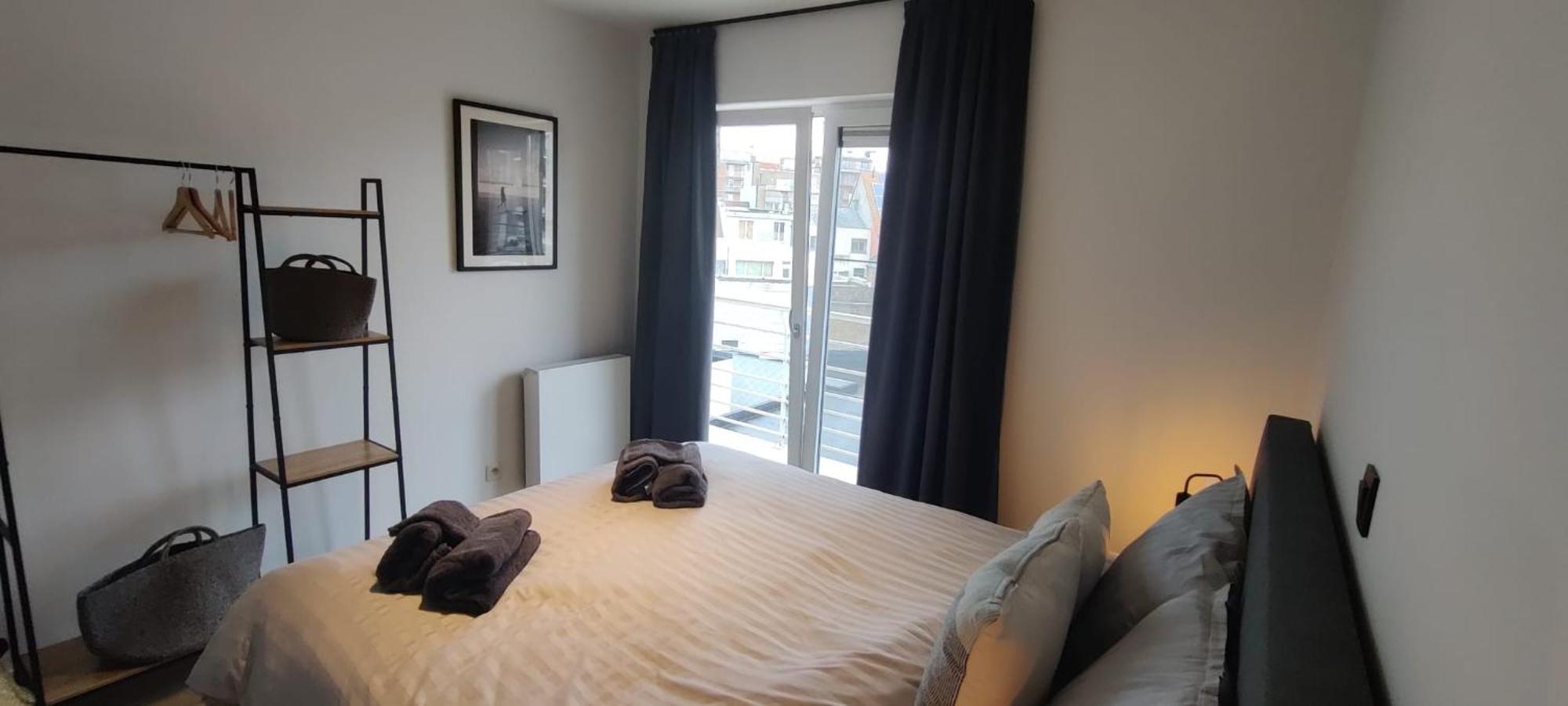 Luxueus, Ruim Appartement Op 350M Van Het Strand Ostend Exterior foto